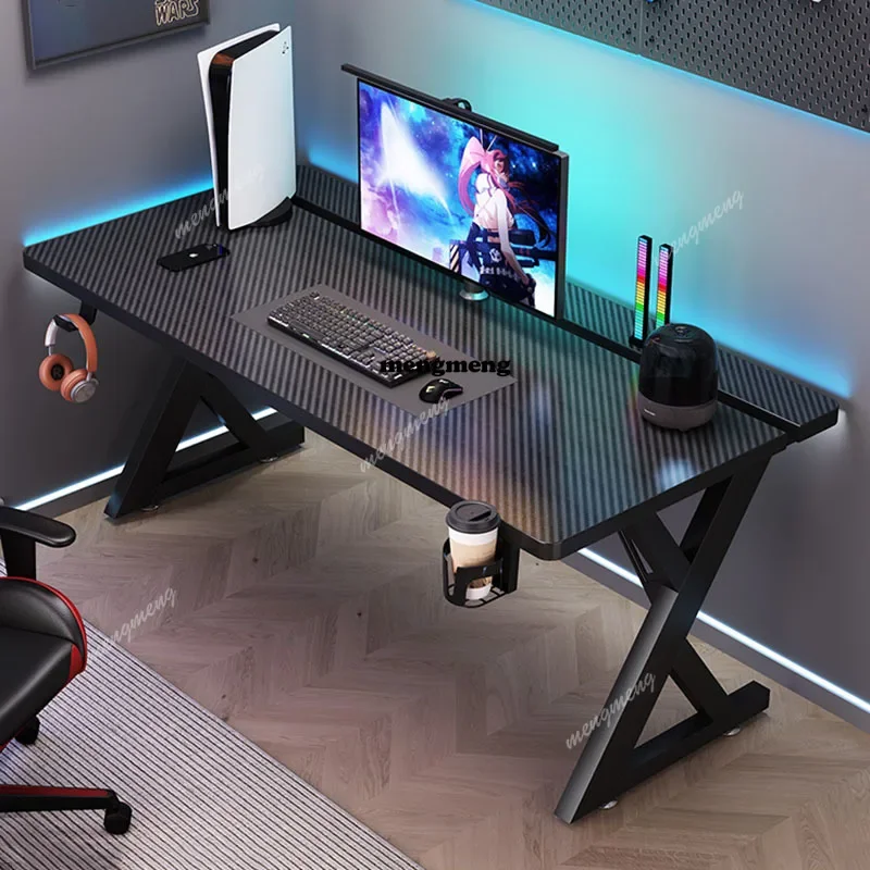 Studenten staande computerbure - Gaming Console Room recensie en prijs