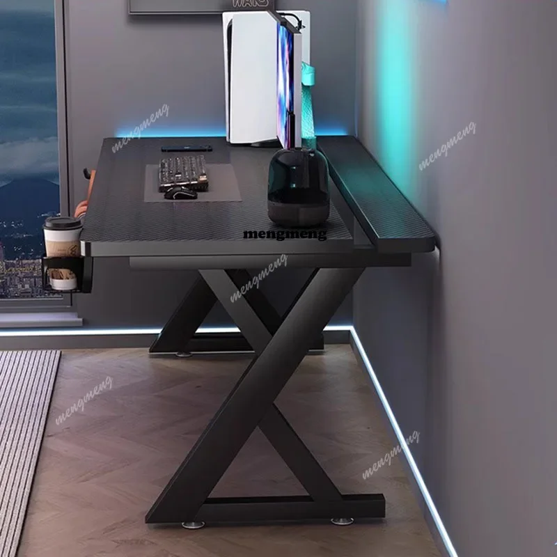 Studenten staande computerbure - Gaming Console Room recensie en prijs
